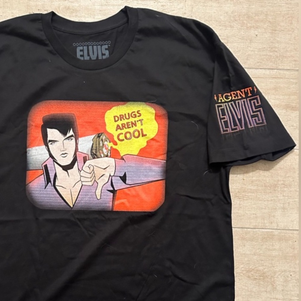 NWOT UNISEX Elvis "Drugs Aren’t Cool" T-shirt / Agent Elvis